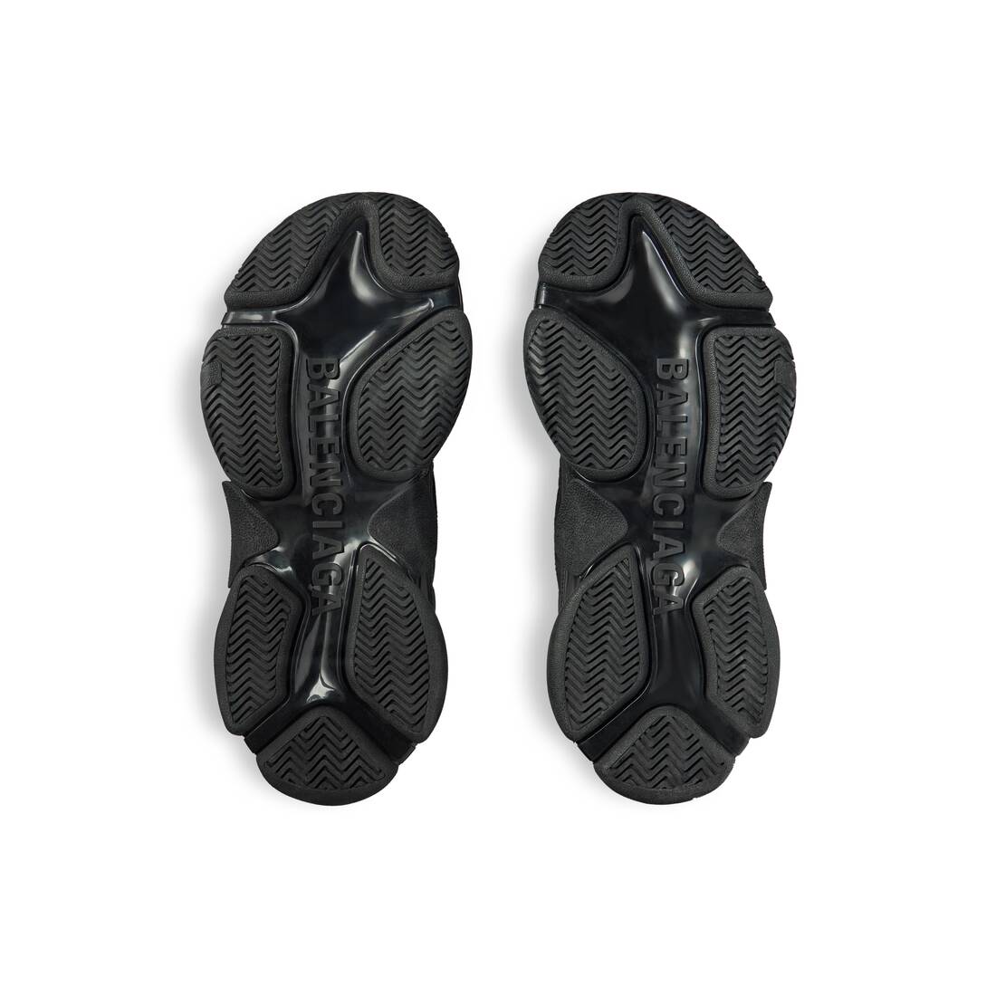 Men’s Triple S Sneaker in Black - Image 7